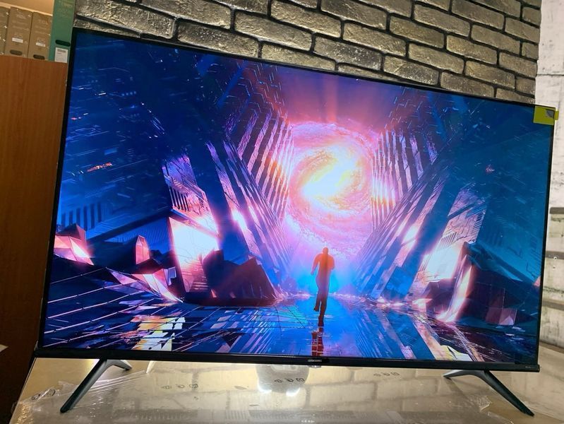 Телевізор Samsung 32 дюйма Smart TV Android 15 LED безрамковий з голосовим управління Wi-Fi 4K UHD Самсунг Смарт ТВ 2025 321520256500 фото