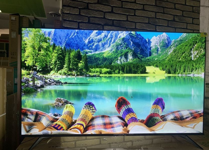Телевізор Samsung 45 Smart TV LED безрамковий з голосовим управління Wi-Fi 4K UHD Самсунг Смарт ТВ 2025 451520259200 фото